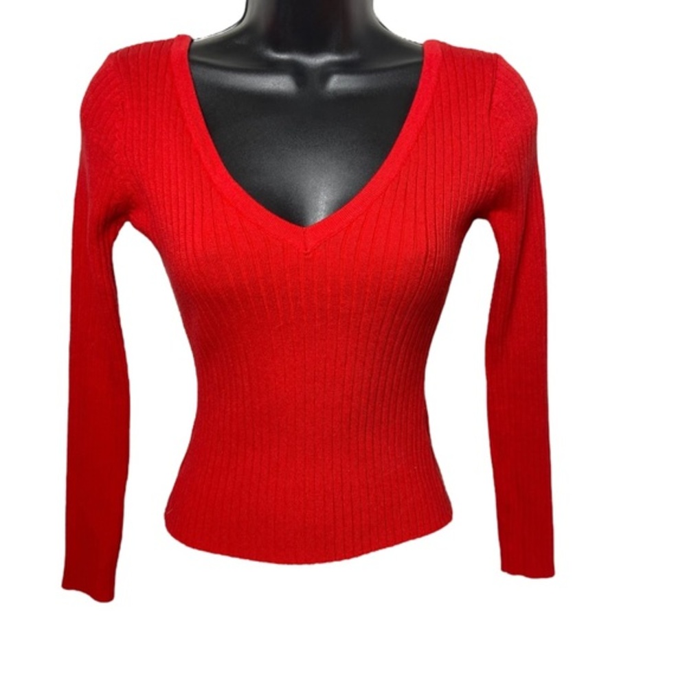 BETTER‎ BE Boutique Brand Red Long Sleeve Crop Top Low V-Neck Size Small